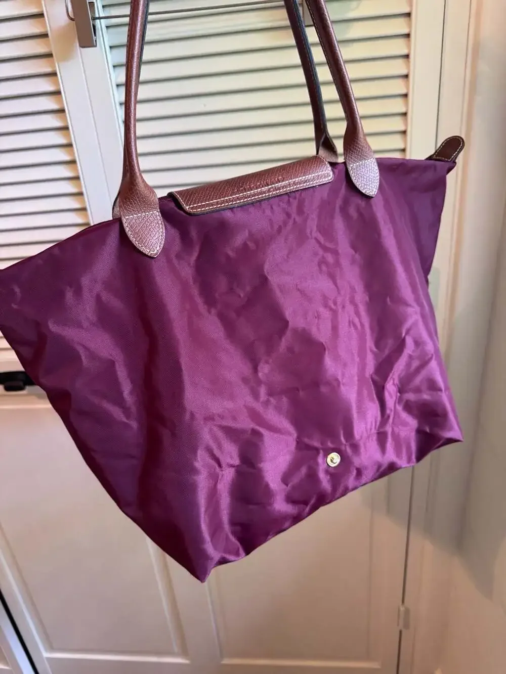 Longchamp Le Pliage Nylon Tote Bag in Burgundy - Picture 2 of 7